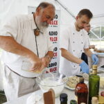 04.08.2018 Radio Kielce. Śniadanie w ogrodzie. Grzegorz Russak i prowadząca program Magdalena Sitek / Jarosław Kubalski / Radio Kielce