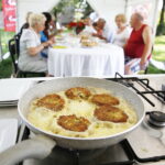 04.08.2018 Radio Kielce. Śniadanie w ogrodzie. Grzegorz Russak i prowadząca program Magdalena Sitek / Jarosław Kubalski / Radio Kielce