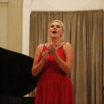 16.08.2018 Busko - Zdrój. II Ogólnopolski Konkurs Wokalny „Bella Voce”. Gala finałowa w sanatorium "Marconi". Roksana Wardenga / Jarosław Kubalski / Radio Kielce