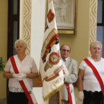 21.08.2018 Kielce. Kościół p.w Jana Chrzciciela. Poświęcenie odnowionego Sztandaru Koła Emerytów i Rencistów przy MPK / Jarosław Kubalski / Radio Kielce
