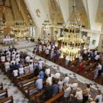 21.08.2018 Kielce. Kościół p.w Jana Chrzciciela. Poświęcenie odnowionego Sztandaru Koła Emerytów i Rencistów przy MPK / Jarosław Kubalski / Radio Kielce