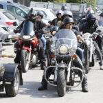 24.082018 Kielce. Niewidomi i niedowidzący wyruszają na rajd motocyklowy / Jarosław Kubalski / Radio Kielce