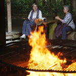 24.08.2018 Cedzyna. Kieleckie Stowarzyszenie Chorych na Stwardnienie Rozsiane świętuje dziś 25 lecie istnienia. Uroczystości jubileuszowe hotelu Echo zakończył grill / Jarosław Kubalski / Radio Kielce