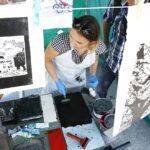 24.08.2018 Kielce. Warsztaty z linorytu na Rynku / Jarosław Kubalski / Radio Kielce