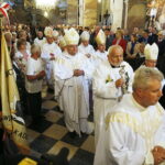 26.08.2018 Jędrzejów. Archiopactwo Cystersów.  Msza w 800-lecie przybycia do Jędrzejowa bł Wincentego Kadłubka / Jarosław Kubalski / Radio Kielce