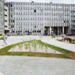 28.08.2018 Kielce. Zrewitalizowany plac przed ŚUW / Jarosław Kubalski / Radio Kielce