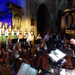 Jubileuszowy koncert zespołu „Mazowsze” w Archiopactwie Cystersów / Ewa Pociejowska-Gawęda / Radio Kielce