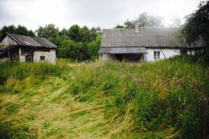 Polacy ratujący Żydów. 11.07.2018 Gospodarstwo w dawnym przysiółku Wólka, obok wsi Gołuchów gdzie rodzina Lechów ukrywała Żydów / Jarosław Kubalski / Radio Kielce