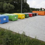 17.08.2018 Dąbrowa. Punkt Selektywnej Zbiórki Odpadów Komunalnych / Jarosław Kubalski / Radio Kielce