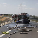 22.08.2018 Brzegi. Nowy odcinek S7. Ćwiczenia straży pożarnej / Jarosław Kubalski / Radio Kielce