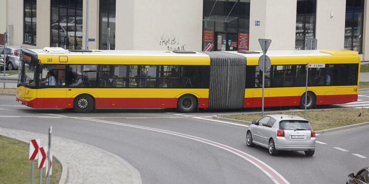 Autobus MPK / Jarosław Kubalski / Radio Kielce