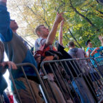 Zespół JWP/BC na scenie Koncertowego Lata Radia Kielce w Parku Miejskim / Piotr Michalski / Radio Kielce