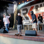 Zespół JWP/BC na scenie Koncertowego Lata Radia Kielce w Parku Miejskim / Piotr Michalski / Radio Kielce