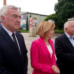 Konferencja PiS. Na zdjęciu, od lewej: Andrzej Bętkowski - wicewojewoda świętokrzyski, Anna Krupka - poseł PiS, Krzysztof Lipiec - poseł PiS, Andrzej Pruś - radny Sejmiku Województwa Świętokrzyskiego / Marlena Płaska / Radio Kielce