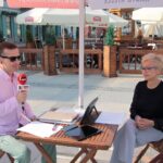 Kielce. Stacja: Wakacje. Na zdjęciu (od lewej): Paweł Solarz i Grażyna Nawrocka – szkoła językowa „Perfect” / Krzysztof Bujnowicz / Radio Kielce