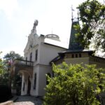 Oblęgorek. Pałacyk Henryka Sienkiewicza. Raport Dnia / Krzysztof Bujnowicz / Radio Kielce