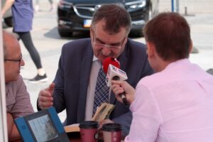 Kielce. Stacja: Wakacje. Na zdjęciu: prezydent Kielc Wojciech Lubawski / Krzysztof Bujnowicz / Radio Kielce