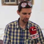 Pustelnia Złotego Lasu w Rytwianach. Raport Dnia. Na zdjęciu: Kacper Dudek - przewodnik / Krzysztof Bujnowicz / Radio Kielce