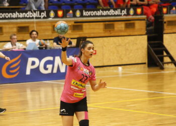 29. kolejka PGNiG Superligi Kobiet: Korona Handball Kielce - UKS PCM Kościerzyna / Marzena Mąkosa / Radio Kielce