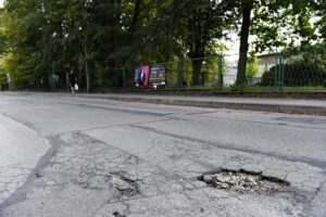 Trzy ulice w centrum Kielc zostaną wyremontowane. Ogłoszono przetarg. Ulica Prezydenta R. Kaczorowskiego / Marzena Mąkosa / Radio Kielce
