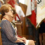 Obchody 74. rocznicy wybuchu Powstania Warszawskiego. Msza święta w kościele Garnizonowym pw. Matki Bożej Królowej Polski. Na zdjęciu po lewej: Maria Zuba - poseł PiS / Marzena Mąkosa / Radio Kielce