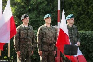 Obchody 74. rocznicy wybuchu Powstania Warszawskiego / Marzena Mąkosa / Radio Kielce