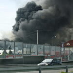 Pożar hurtowni zniczy przy ulicy Ściegiennego / Marzena Mąkosa / Radio Kielce