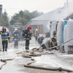 Pożar hurtowni zniczy przy ulicy Ściegiennego / Marzena Mąkosa / Radio Kielce