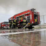 Pożar hurtowni zniczy przy ulicy Ściegiennego / Marzena Mąkosa / Radio Kielce