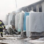 Pożar hurtowni zniczy przy ulicy Ściegiennego / Marzena Mąkosa / Radio Kielce