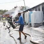 Pożar hurtowni zniczy przy ulicy Ściegiennego / Marzena Mąkosa / Radio Kielce