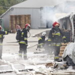 Pożar hurtowni zniczy przy ulicy Ściegiennego / Marzena Mąkosa / Radio Kielce