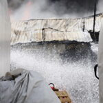 Pożar hurtowni zniczy przy ulicy Ściegiennego / Marzena Mąkosa / Radio Kielce