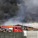 Pożar hurtowni zniczy przy ulicy Ściegiennego / Marzena Mąkosa / Radio Kielce