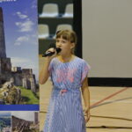 Przekazanie  unijnych funduszy na modernizację dróg dojazdowych do pól w 14 gminach powiatu kieleckiego. Na zdjęciu: Zuzanna Chabik / Marzena Mąkosa / Radio Kielce