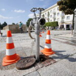 Kurtyny wodne na Placu Artystów. Hydrant / Marzena Mąkosa / Radio Kielce