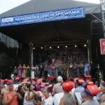 Lekcja śpiewania piosenek legionowych / Marzena Mąkosa / Radio Kielce