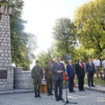 Uroczystości pod pomnikiem poległych i pomordowanych przez okupanta niemieckiego / Marzena Mąkosa / Radio Kielce