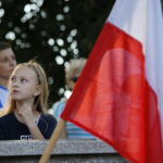 Uroczystości pod pomnikiem poległych i pomordowanych przez okupanta niemieckiego / Marzena Mąkosa / Radio Kielce