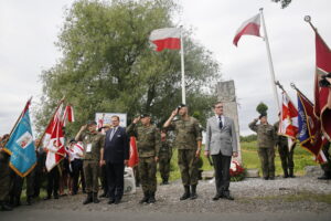 Uroczystości przed Obeliskiem I Kompanii Kadrowej J. Piłsudskiego / Marzena Mąkosa / Radio Kielce