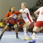 Młodzieżowe Mistrzostwa Świata kobiet do lat 18. Mecz Polska - Angola. Magda Więckowska / Marzena Mąkosa / Radio Kielce