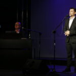 Kacper Kuszewski i jego „Album rodzinny” - Tarasy Sztuki Kieleckiego Centrum Kultury / Marzena Mąkosa / Radio Kielce