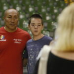 Spotkanie drużyny PGE Vive z kibicami. Na zdjęciu po lewej: Talant Dujszebajew - trener PGE VIVE  / Marzena Mąkosa / Radio Kielce