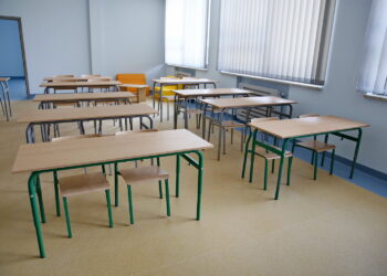 Uczeń zaatakował w szkole. Są ranni