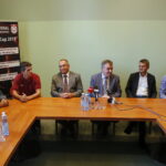 Konferencja dotycząca Międzynarodowego Turnieju Koszykówki i funkcjonowania Szkolnych Młodzieżowych Ośrodków Koszykówki / Marzena Mąkosa / Radio Kielce