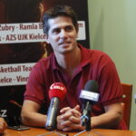 Konferencja dotycząca Międzynarodowego Turnieju Koszykówki i funkcjonowania Szkolnych Młodzieżowych Ośrodków Koszykówki / Marzena Mąkosa / Radio Kielce