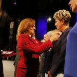 Jubileusz 90-lecia Energetyki Okręgu Radomsko-Kieleckiego. Wręczanie odznaczeń przez Agatę Wojtyszek - wojewodę świętokrzyską / Marzena Mąkosa / Radio Kielce