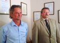 Od lewej Sławomir Miszczuk, dyrektor LO im. Joachima Chreptowicza oraz Czesław Golis, dyrektor Zespołu Szkół nr 3 THM w Ostrowcu Świętokrzyskim / Emilia Sitarska / Radio Kielce