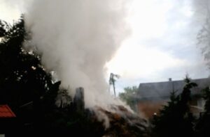 Pożar stodoły w Chotlu Czerwonym, w gminie Wiślica / Radio Kielce