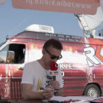 Audycja "Stacja wakacje" była dzisiaj nadawana ze Starachowic. Na zdjęciu Paweł Solarz / Krzysztof Bujnowicz / Radio Kielce